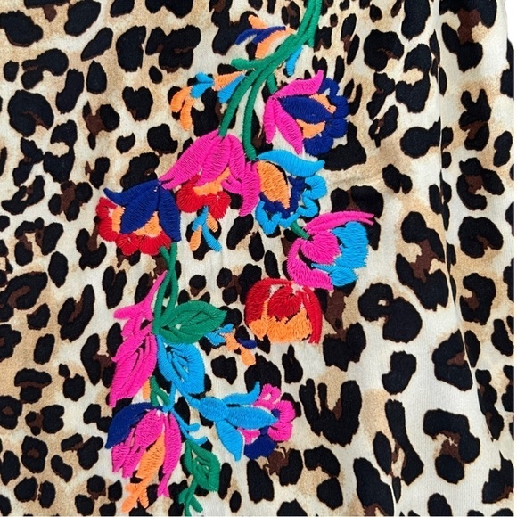 See And Be Seen Neon Embroidery Leopard Tunic Top Small - Picture 13 of 15